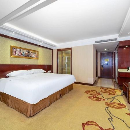 Vienna Hotel Dongguan Houjie Exhibition Center 외부 사진
