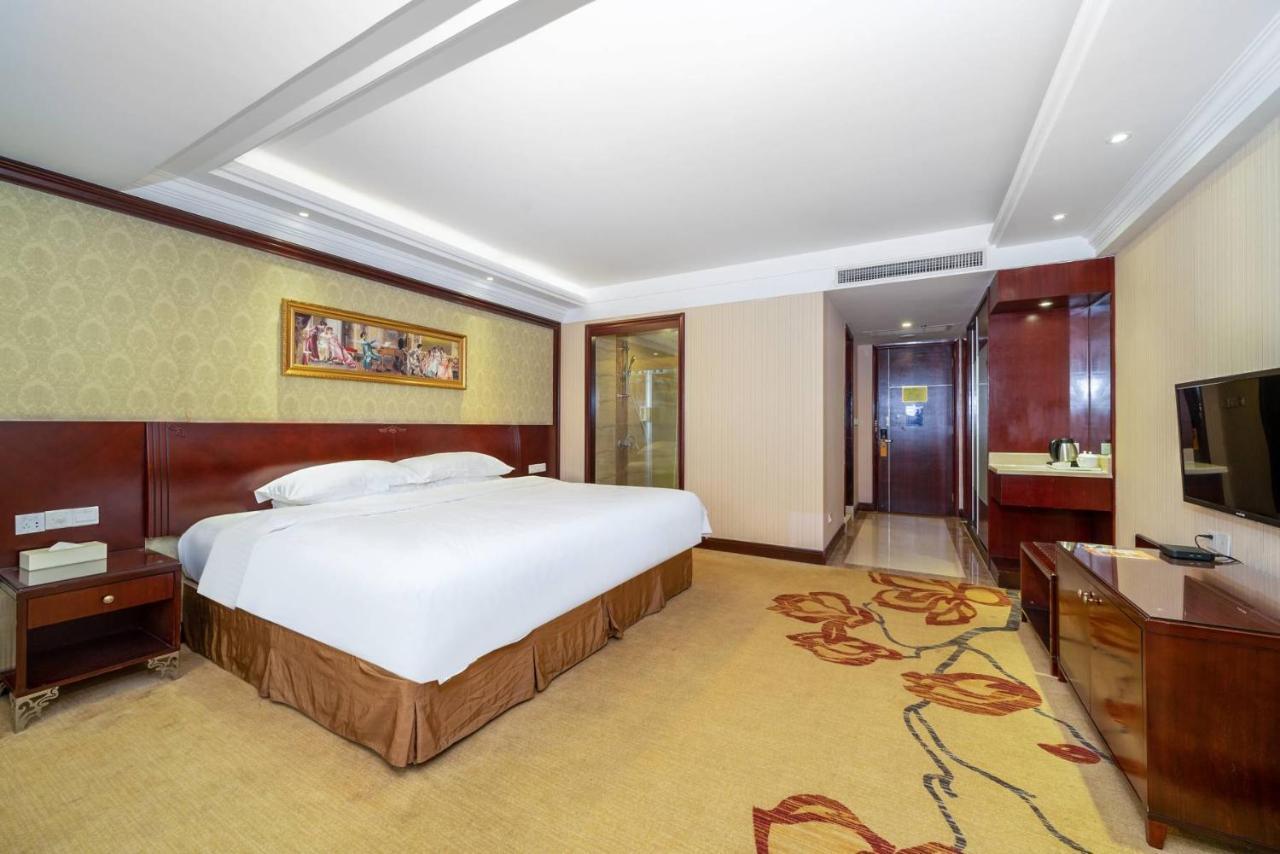 Vienna Hotel Dongguan Houjie Exhibition Center 외부 사진