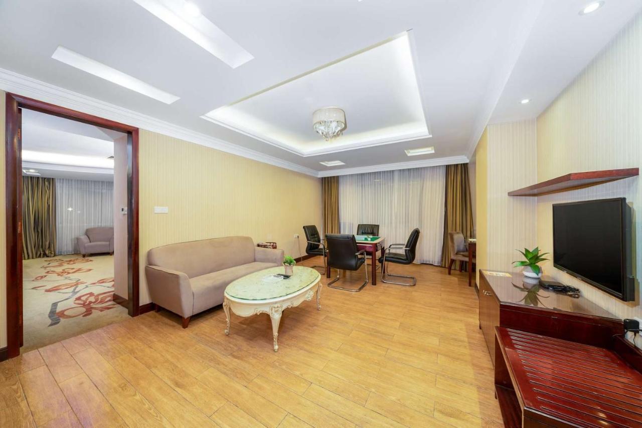 Vienna Hotel Dongguan Houjie Exhibition Center 외부 사진