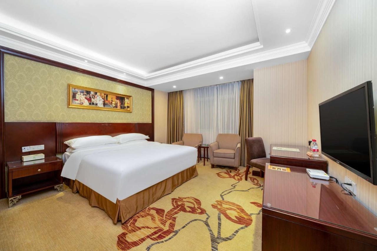 Vienna Hotel Dongguan Houjie Exhibition Center 외부 사진